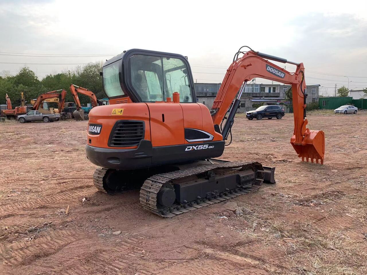 Excavator DOOSAN DX55: picture 7