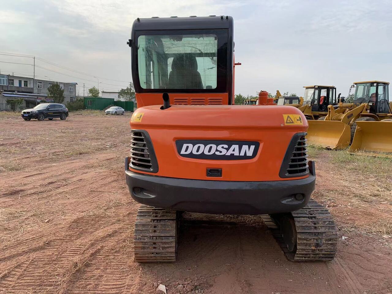 Excavator DOOSAN DX55: picture 6