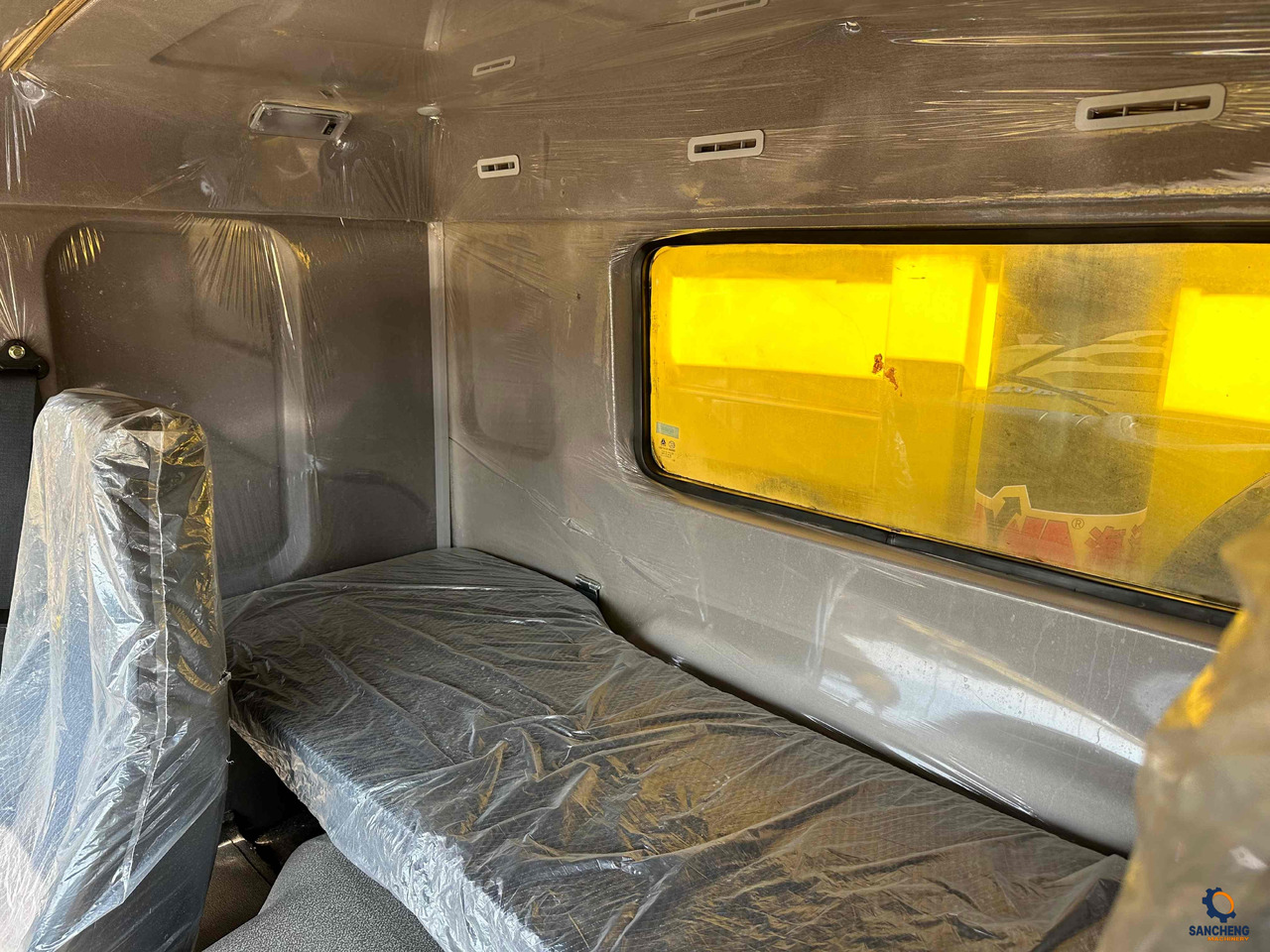 Lease a HOWO 400 HOWO 400: picture 11