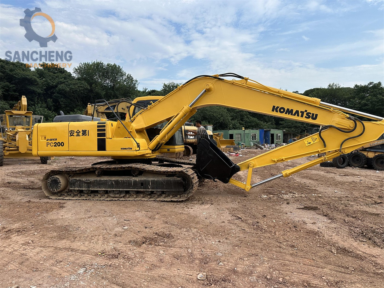 KOMATSU PC200-6 - Crawler excavator: picture 3 KOMATSU PC200-6 - Crawler excavator: picture 3