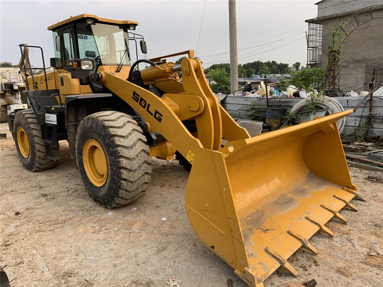 Wheel loader SDLG LG968V: picture 14