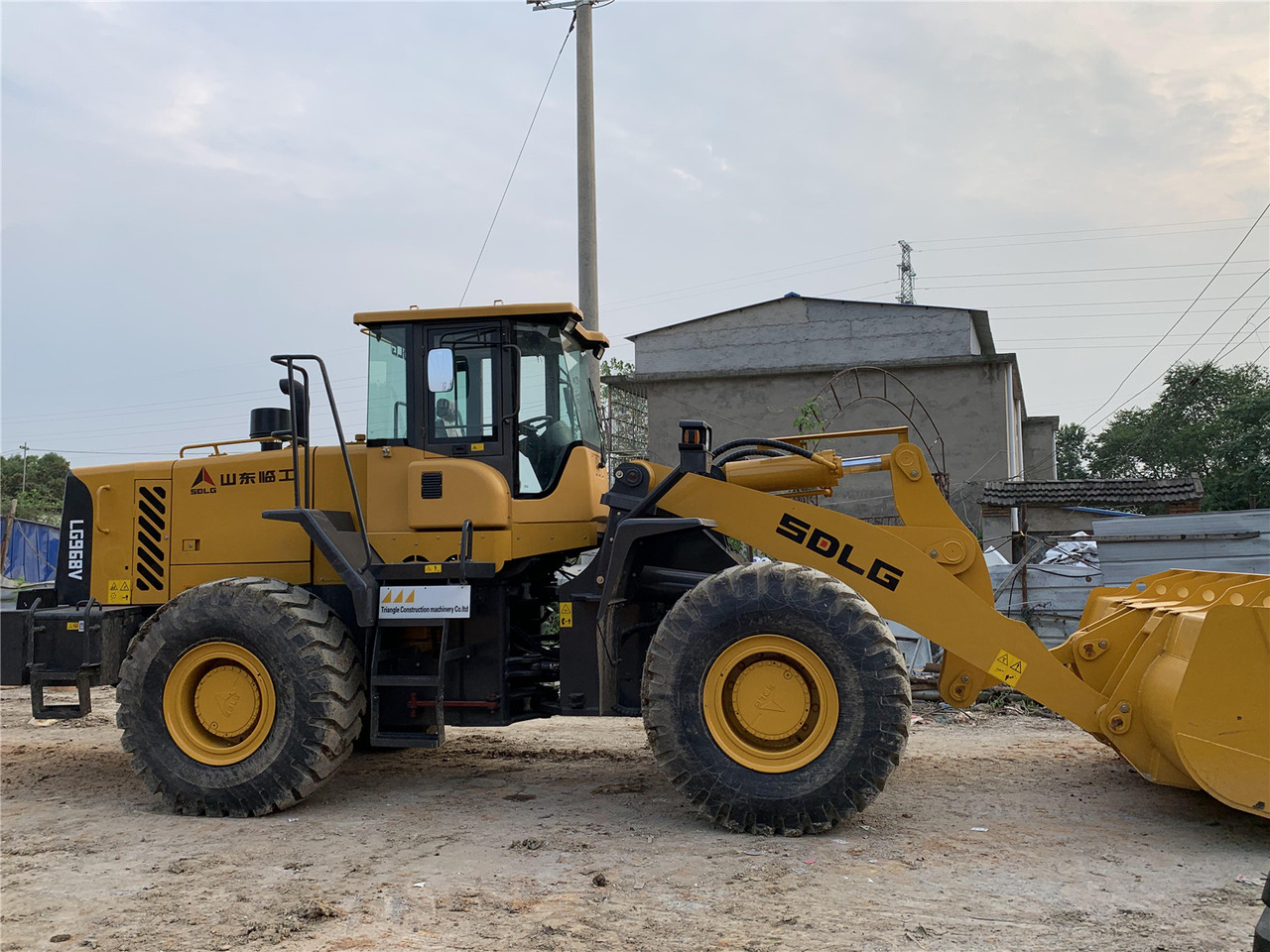 Wheel loader SDLG LG968V: picture 13