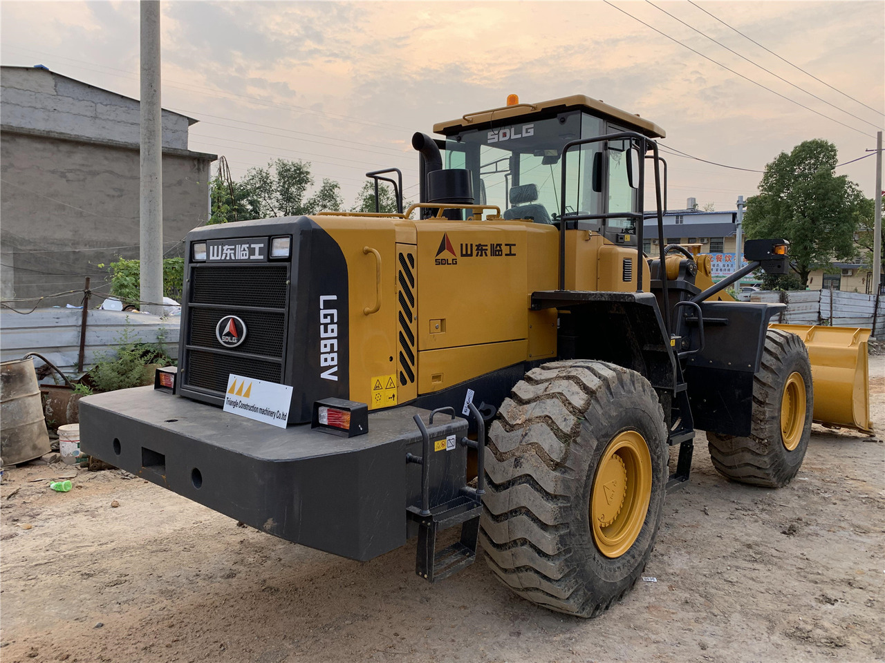 Wheel loader SDLG LG968V: picture 16