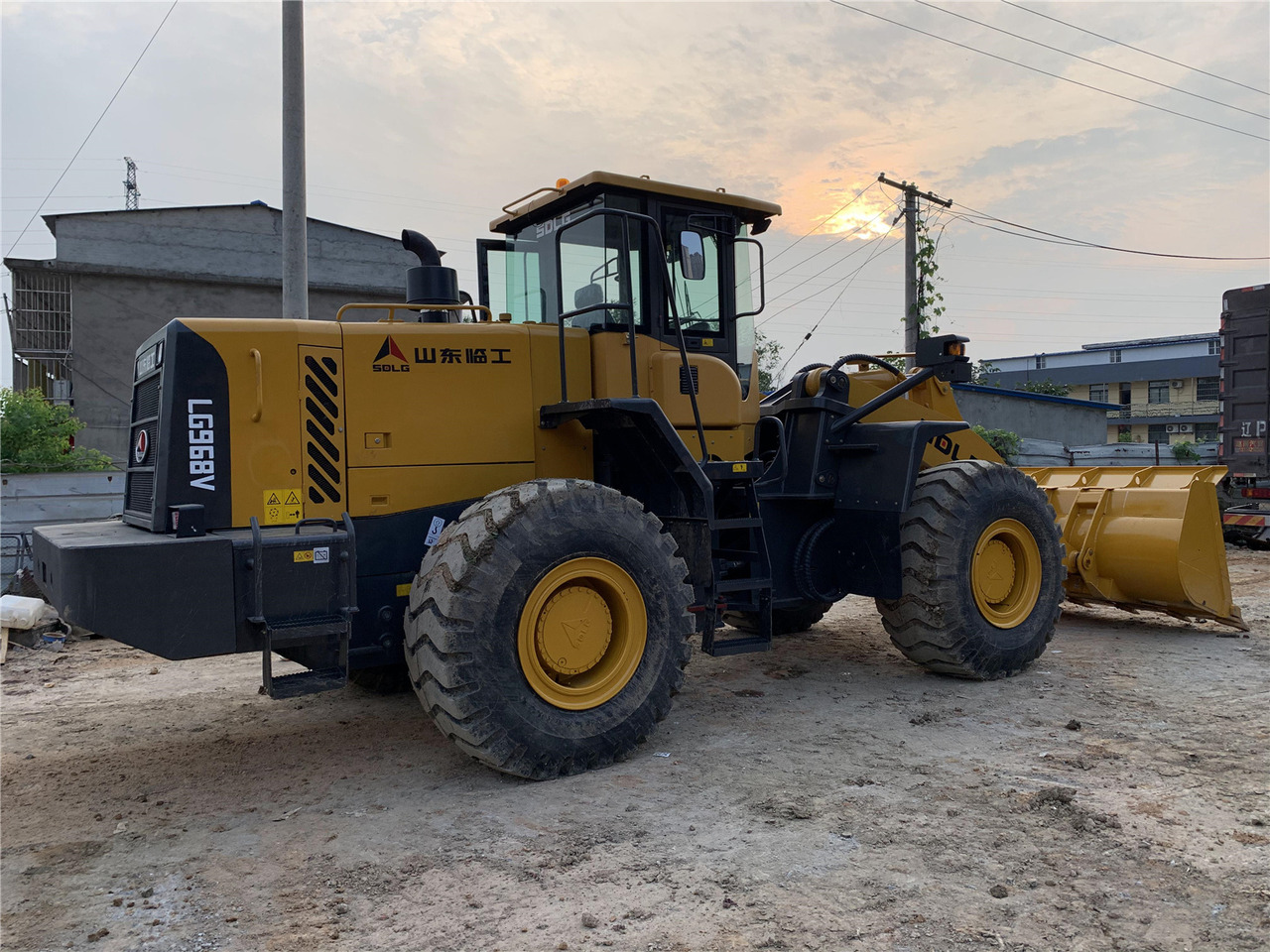 Wheel loader SDLG LG968V: picture 6