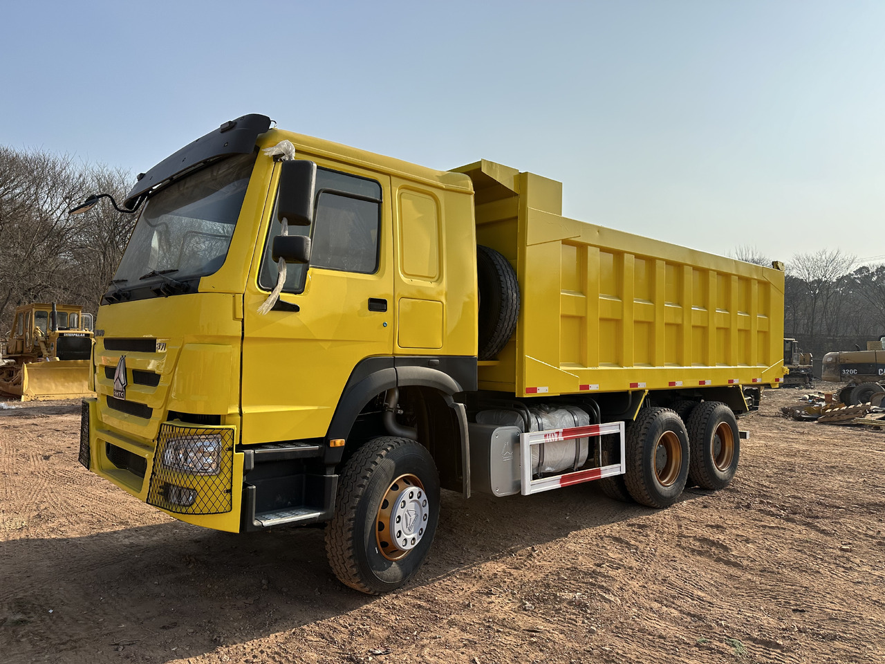 SINOTRUK HOWO 371 - Tipper: picture 2 SINOTRUK HOWO 371 - Tipper: picture 2