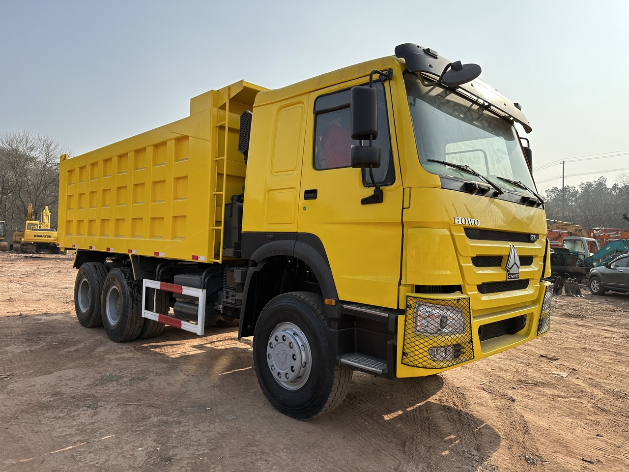 SINOTRUK Howo 6x4 Dump truck 371hp - Tipper: picture 1 SINOTRUK Howo 6x4 Dump truck 371hp - Tipper: picture 1