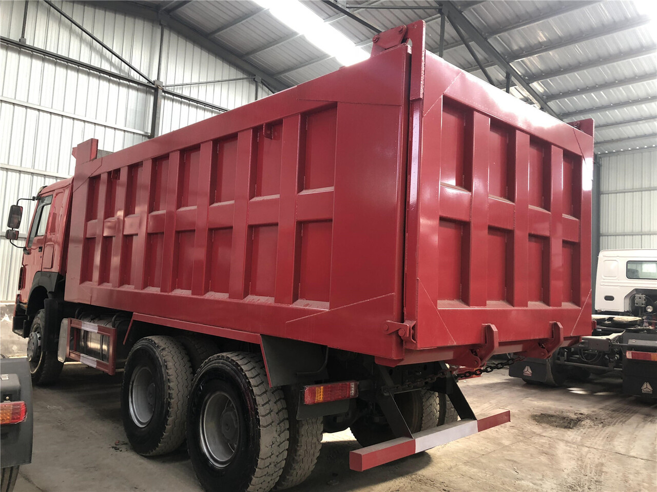SINOTRUK Howo Dump truck 371 - Tipper: picture 5 SINOTRUK Howo Dump truck 371 - Tipper: picture 5