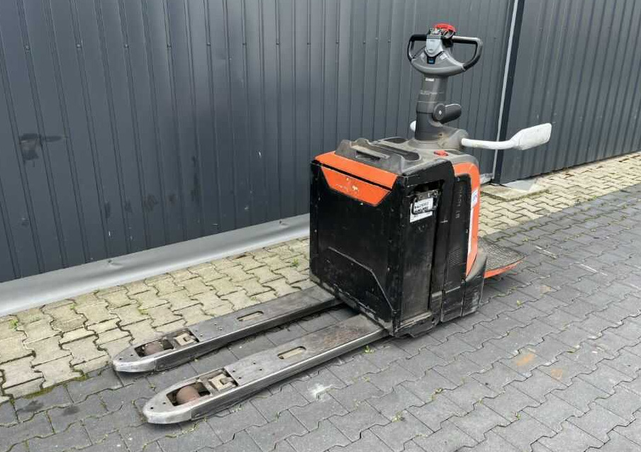 BT LPE200 - Pallet truck: picture 1 BT LPE200 - Pallet truck: picture 1