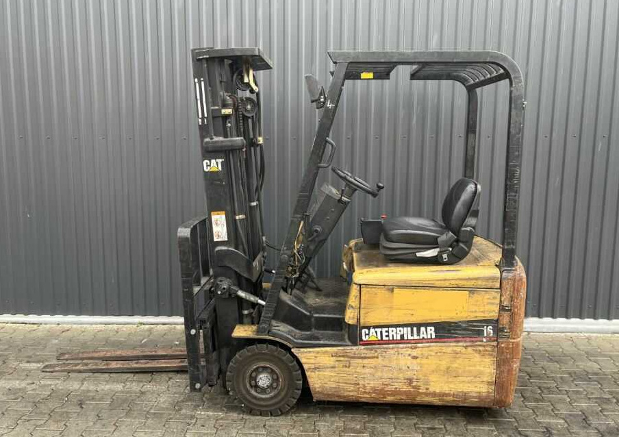 CAT Lift Trucks EP16KT - Electric forklift: picture 2 CAT Lift Trucks EP16KT - Electric forklift: picture 2