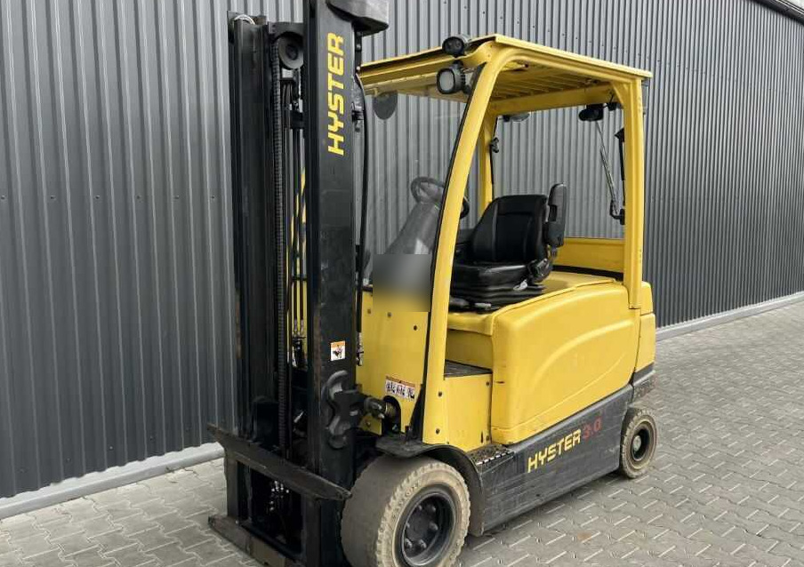 Hyster J3.0XN - Electric forklift: picture 1 Hyster J3.0XN - Electric forklift: picture 1