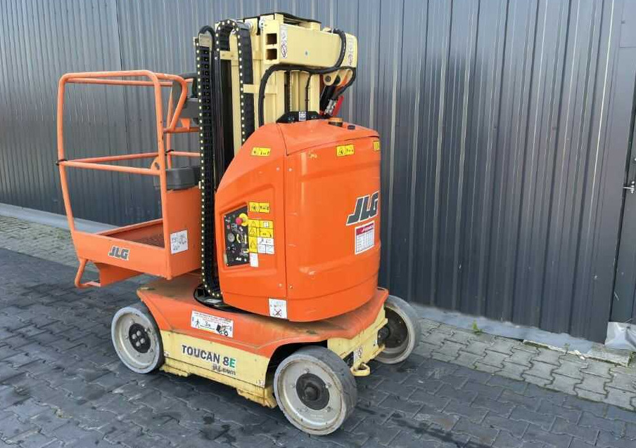 JLG Toucan 8E - Vertical mast lift: picture 3 JLG Toucan 8E - Vertical mast lift: picture 3