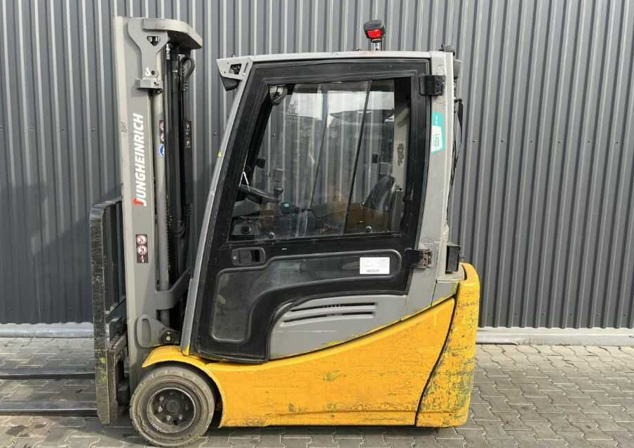 Jungheinrich EFG220 - Electric forklift: picture 2 Jungheinrich EFG220 - Electric forklift: picture 2