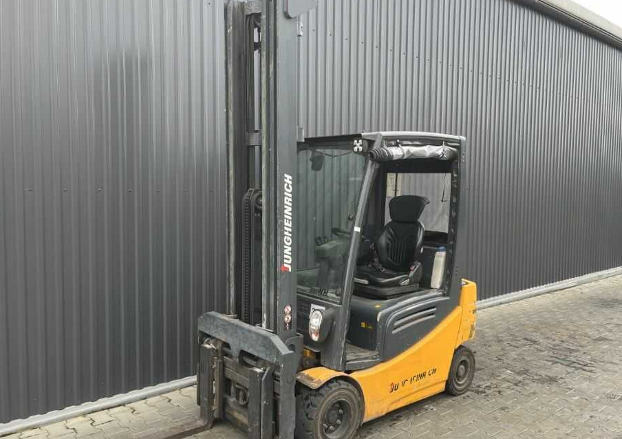 Jungheinrich EFG318k - Electric forklift: picture 1 Jungheinrich EFG318k - Electric forklift: picture 1