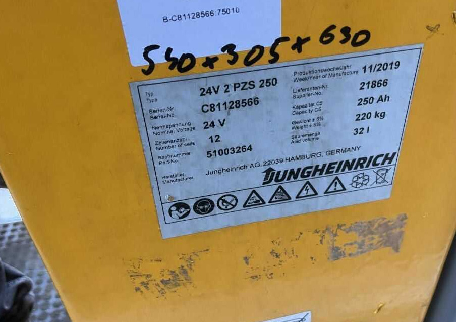 Jungheinrich EZS130 - Tow tractor: picture 5 Jungheinrich EZS130 - Tow tractor: picture 5