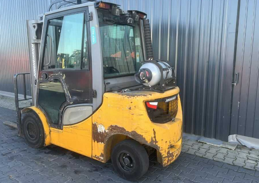 Jungheinrich TFG435s - LPG forklift: picture 3 Jungheinrich TFG435s - LPG forklift: picture 3