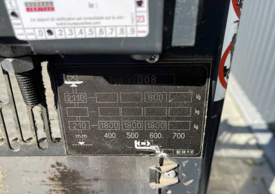 Linde D08 - Stacker: picture 5 Linde D08 - Stacker: picture 5