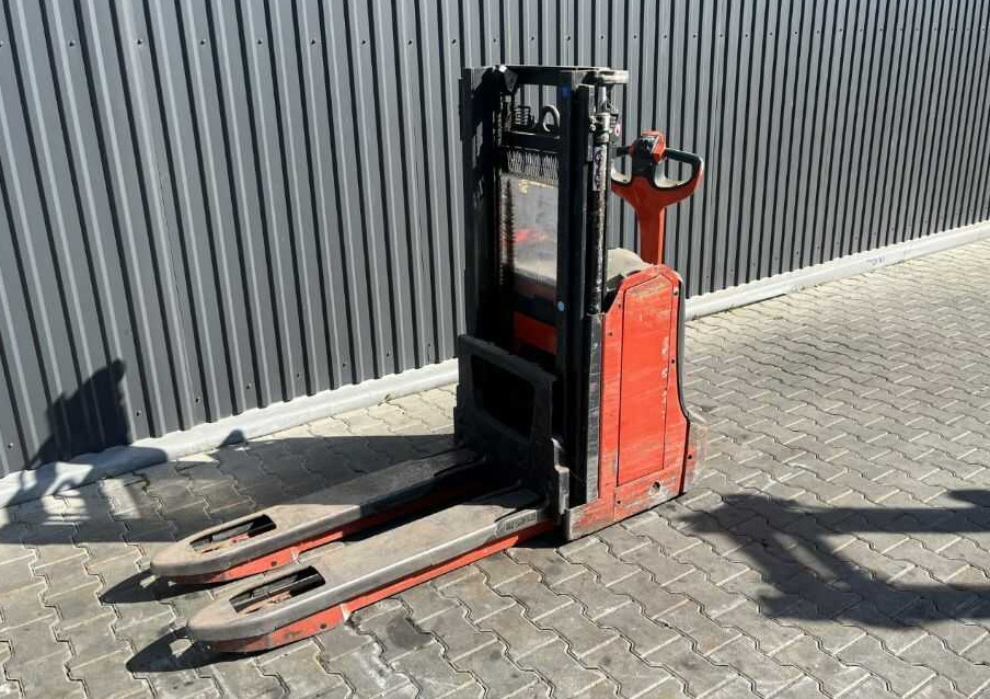 Linde D08 - Stacker: picture 1 Linde D08 - Stacker: picture 1