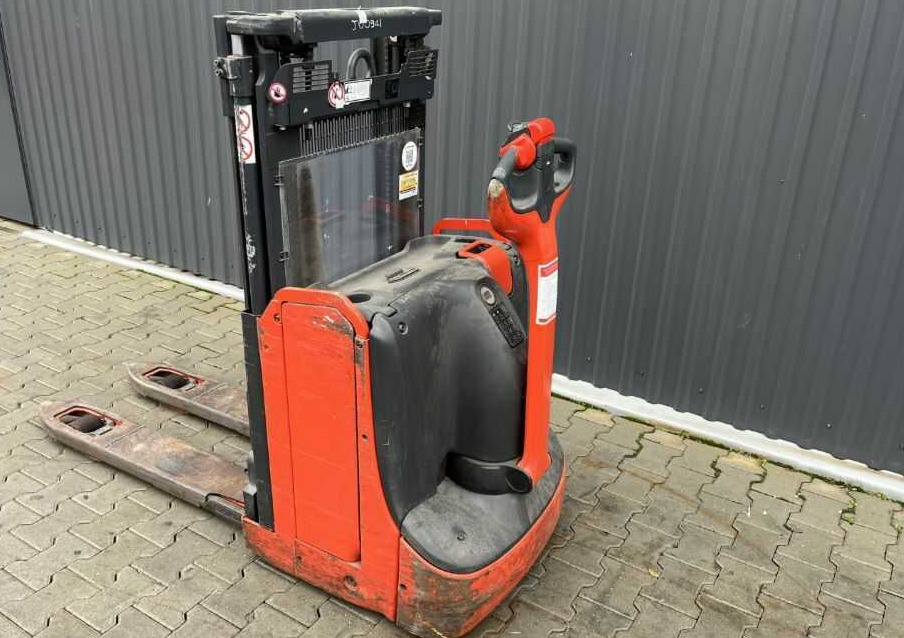 Linde D08 - Stacker: picture 3 Linde D08 - Stacker: picture 3