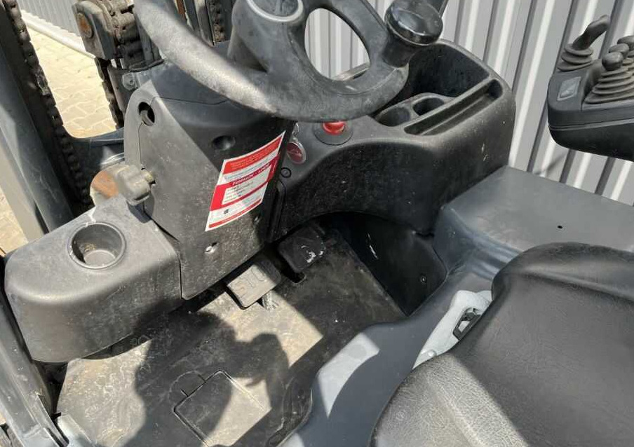 Electric forklift Linde E16-02: picture 10