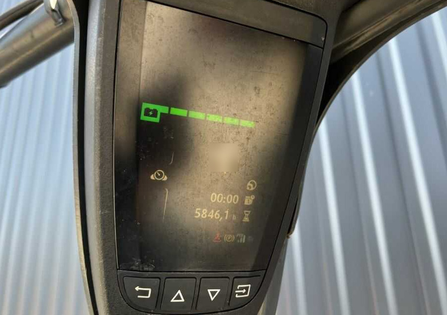 Linde E16PH-02 - Electric forklift: picture 5 Linde E16PH-02 - Electric forklift: picture 5