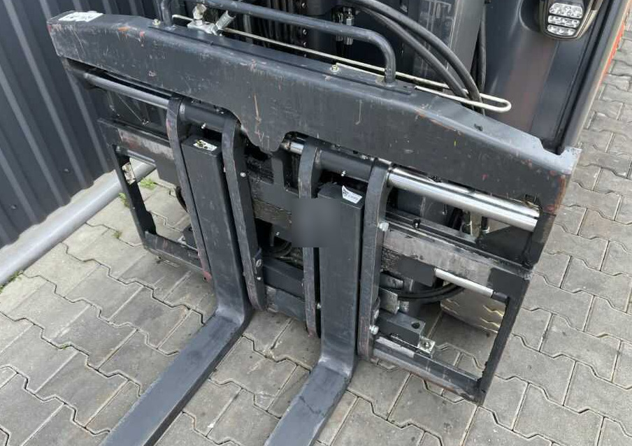 Electric forklift Linde E25HL-01/600: picture 8