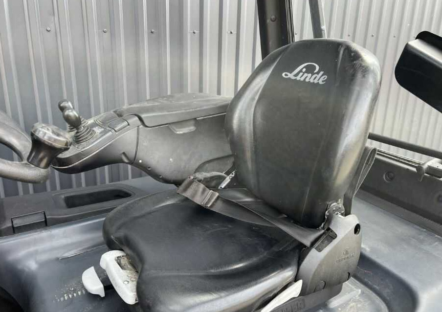 Electric forklift Linde E25HL-01/600: picture 9