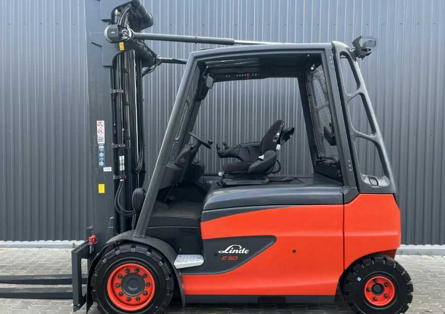 Linde E50HL - Electric forklift: picture 1 Linde E50HL - Electric forklift: picture 1