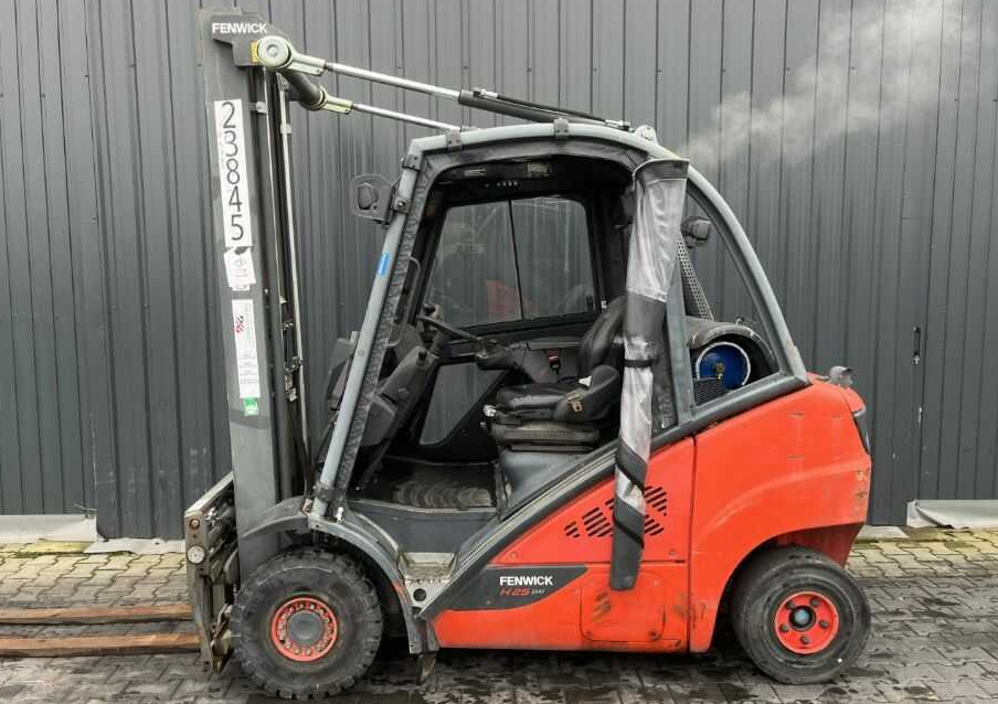 Linde H25T-01 - LPG forklift: picture 2 Linde H25T-01 - LPG forklift: picture 2