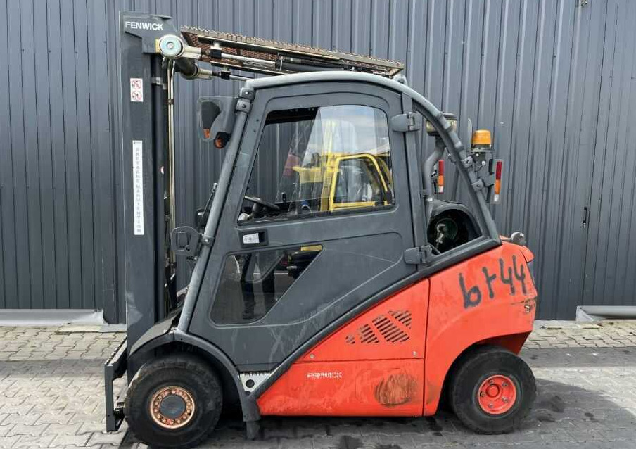 Linde H25T-01 - LPG forklift: picture 2 Linde H25T-01 - LPG forklift: picture 2