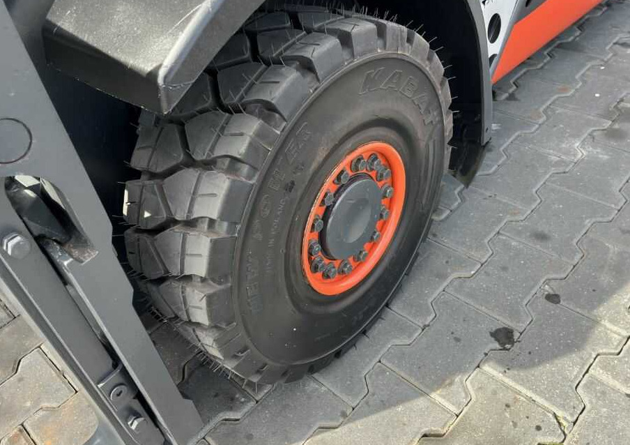 LPG forklift Linde H25T-02: picture 9