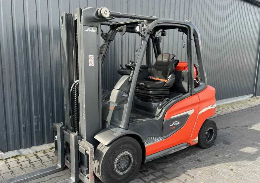 Linde H35T-01 - LPG forklift: picture 1 Linde H35T-01 - LPG forklift: picture 1
