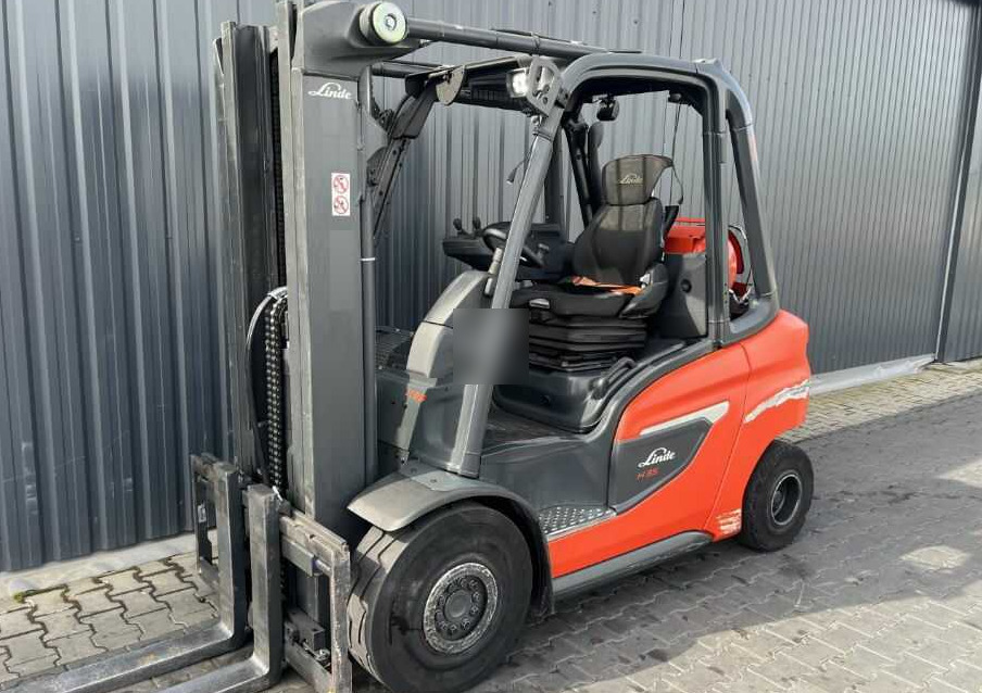 Linde H35T-01 - LPG forklift: picture 1 Linde H35T-01 - LPG forklift: picture 1