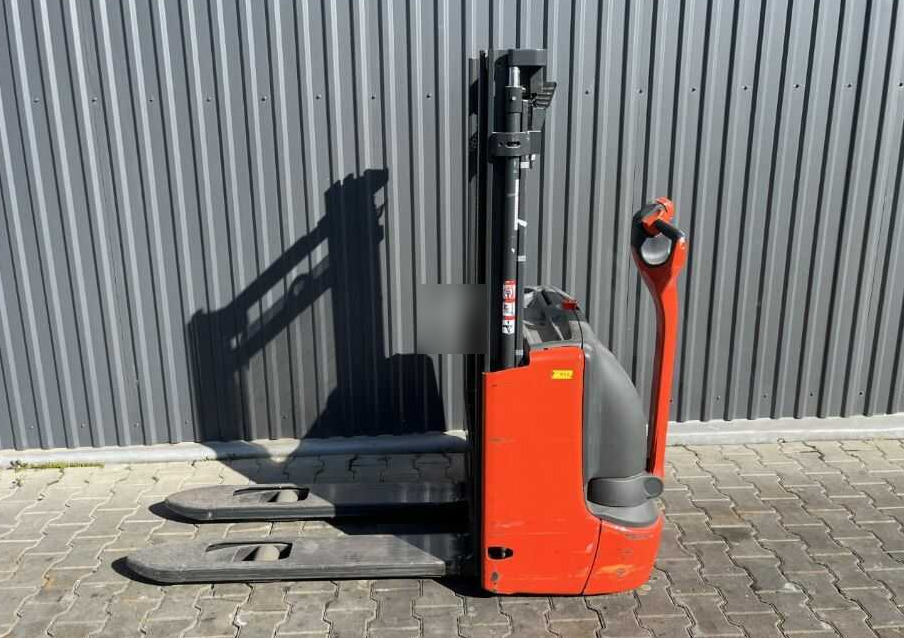 Linde L10B - Stacker: picture 2 Linde L10B - Stacker: picture 2