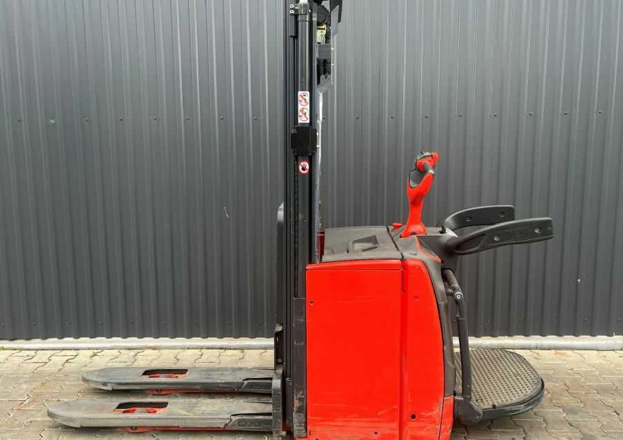Linde L14AP - Stacker: picture 2 Linde L14AP - Stacker: picture 2