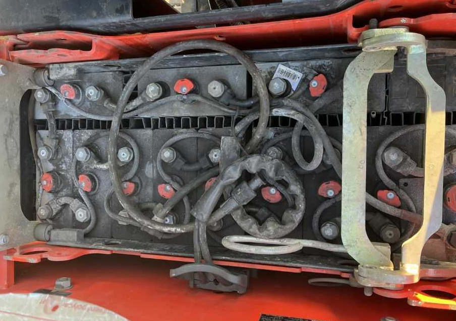 Linde P30C - Tow tractor: picture 2 Linde P30C - Tow tractor: picture 2