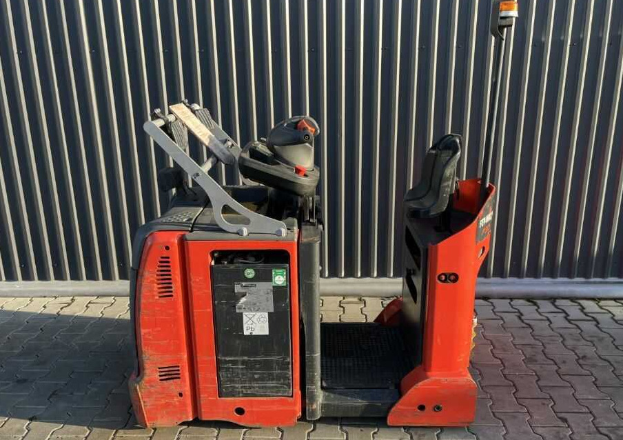 Linde P30C - Tow tractor: picture 4 Linde P30C - Tow tractor: picture 4
