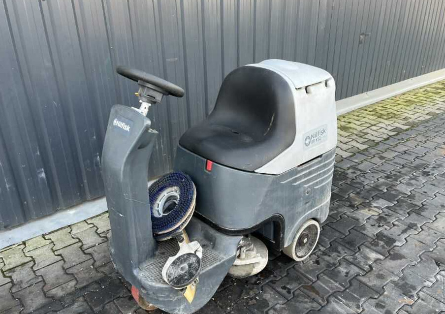 Nilfisk BR652 - Scrubber dryer: picture 1 Nilfisk BR652 - Scrubber dryer: picture 1