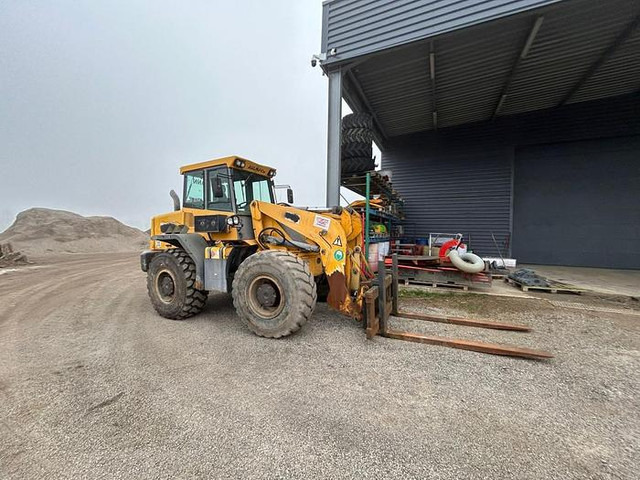 Ahlmann AS210 / AZ210 - - Loader: picture 4 Ahlmann AS210 / AZ210 - - Loader: picture 4