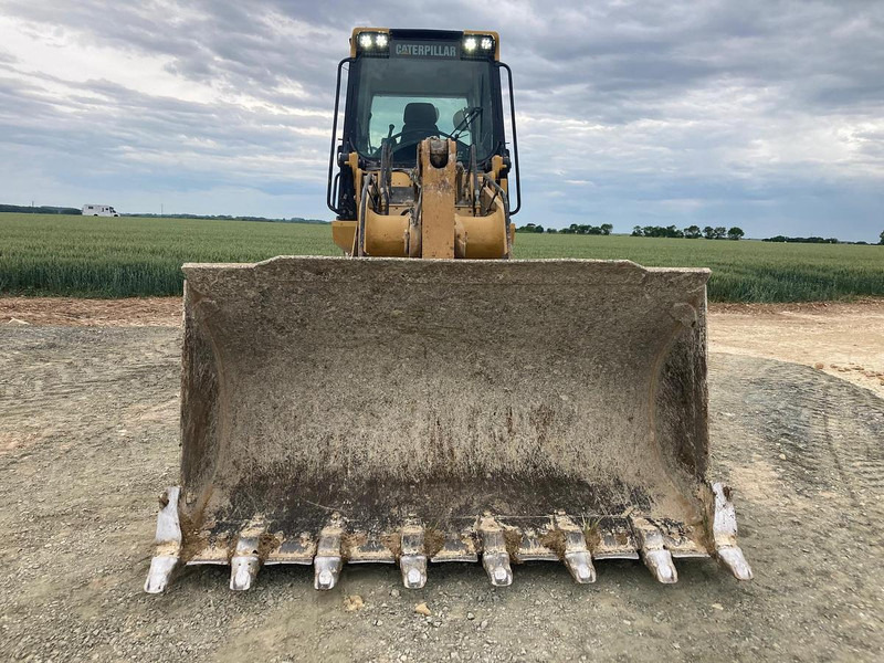 Caterpillar 963K - Loader: picture 2 Caterpillar 963K - Loader: picture 2