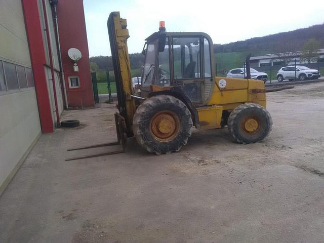 JCB 930 - Forklift: picture 2 JCB 930 - Forklift: picture 2