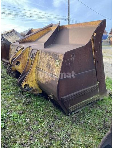 Komatsu WA500 3 buckets availaible - - Bucket: picture 3 Komatsu WA500 3 buckets availaible - - Bucket: picture 3
