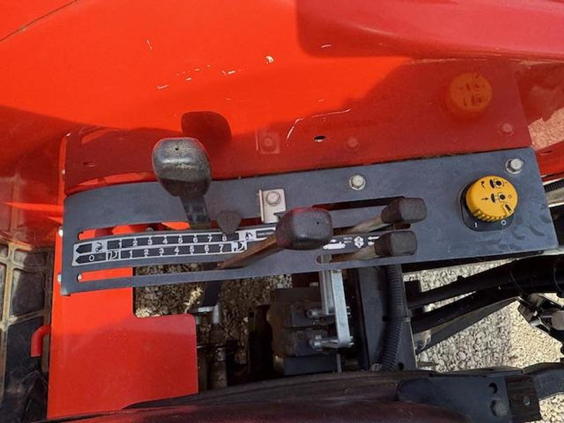 Kubota MK5000 - Farm tractor: picture 4 Kubota MK5000 - Farm tractor: picture 4