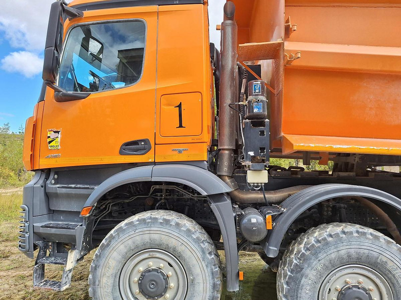 Mercedes-Benz Arocs - Garden tiller: picture 3 Mercedes-Benz Arocs - Garden tiller: picture 3