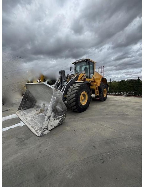 Volvo L150H - Loader: picture 3 Volvo L150H - Loader: picture 3