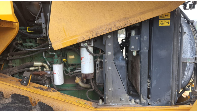 Volvo L90H - Loader: picture 5 Volvo L90H - Loader: picture 5