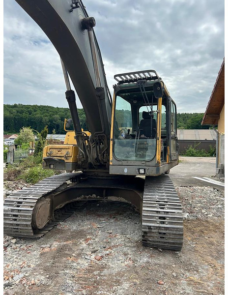 Volvo ec240B NLC - Excavator: picture 1 Volvo ec240B NLC - Excavator: picture 1