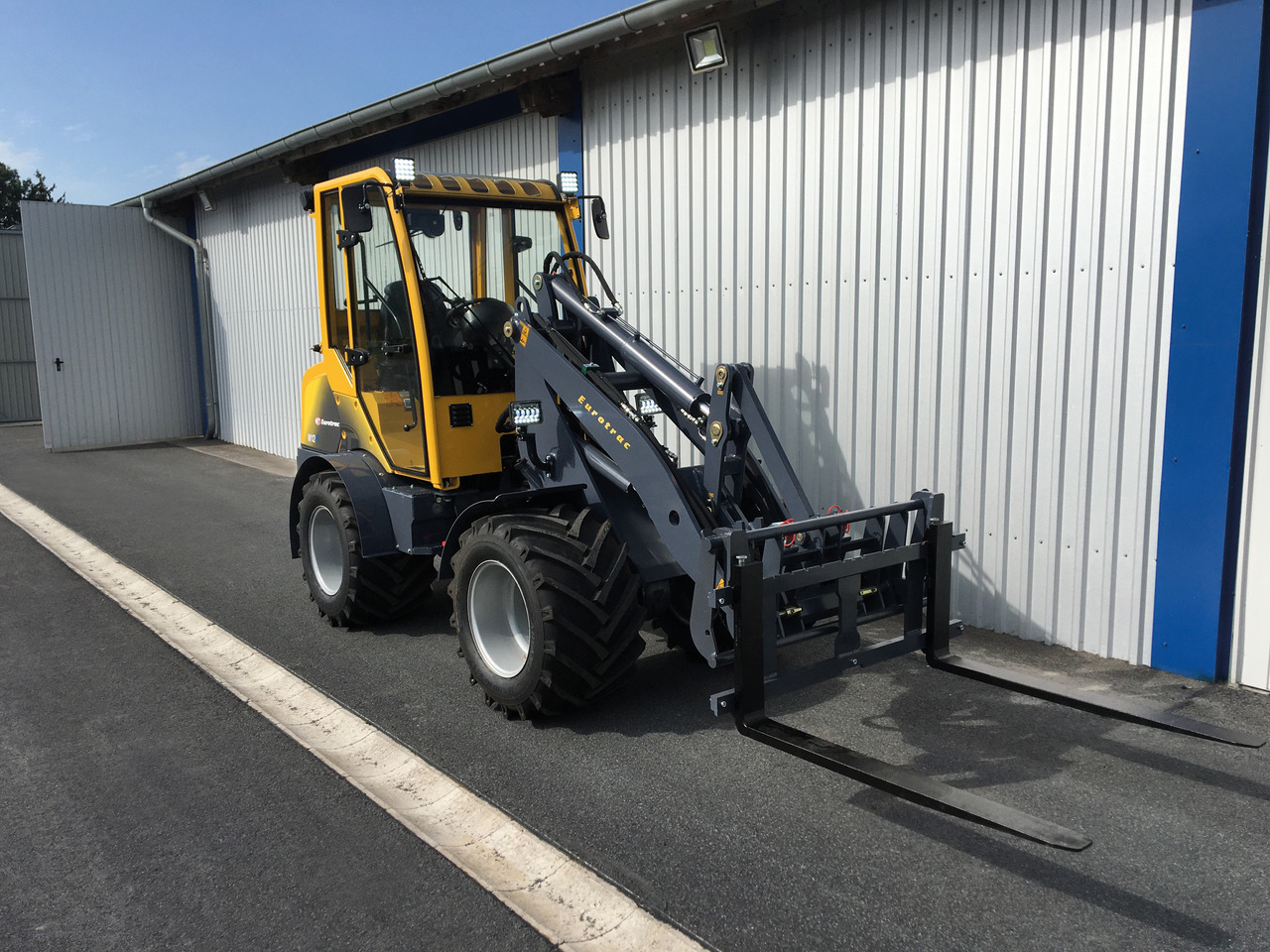 Lease a EUROTRAC W12 CMF EUROTRAC W12 CMF: picture 9