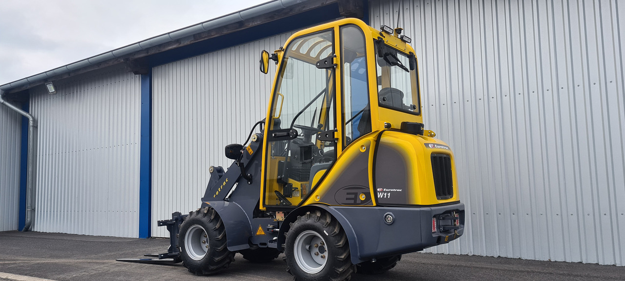 Eurotrac W11 Radlader Hoflader - Compact loader: picture 2 Eurotrac W11 Radlader Hoflader - Compact loader: picture 2