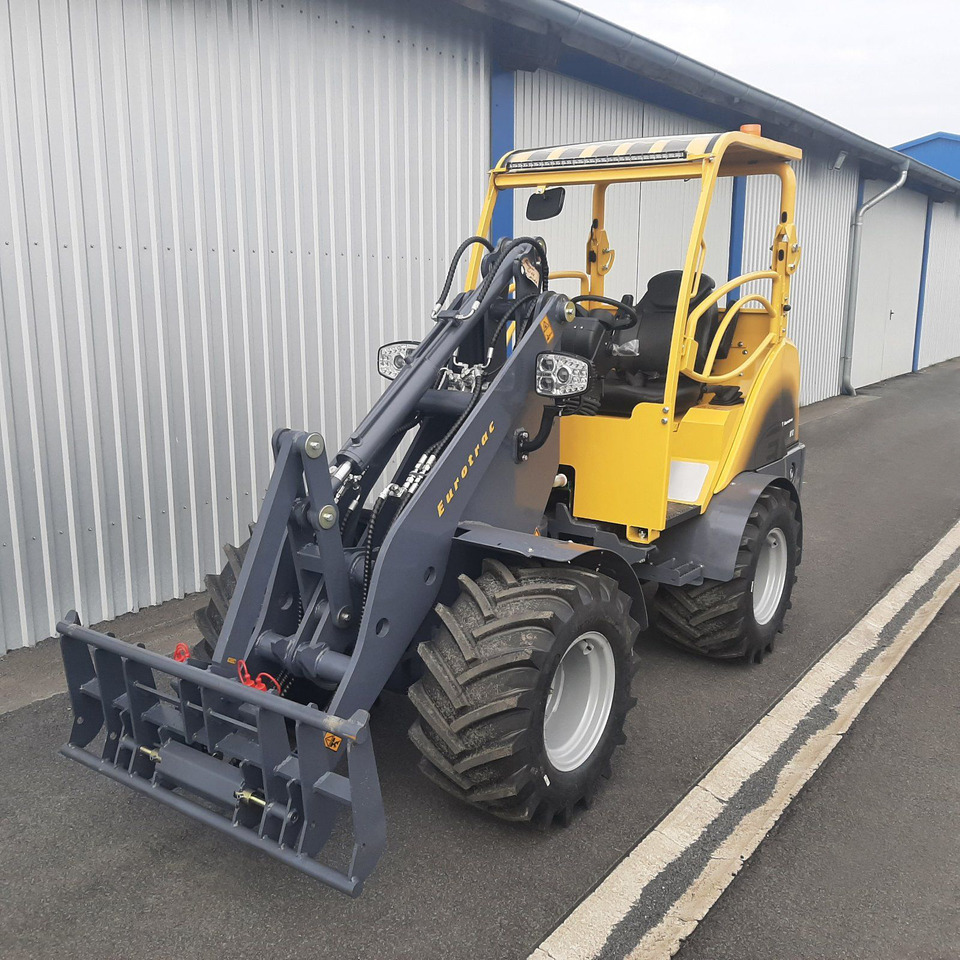 Eurotrac W12 Radlader Hoflader - Compact loader: picture 4 Eurotrac W12 Radlader Hoflader - Compact loader: picture 4