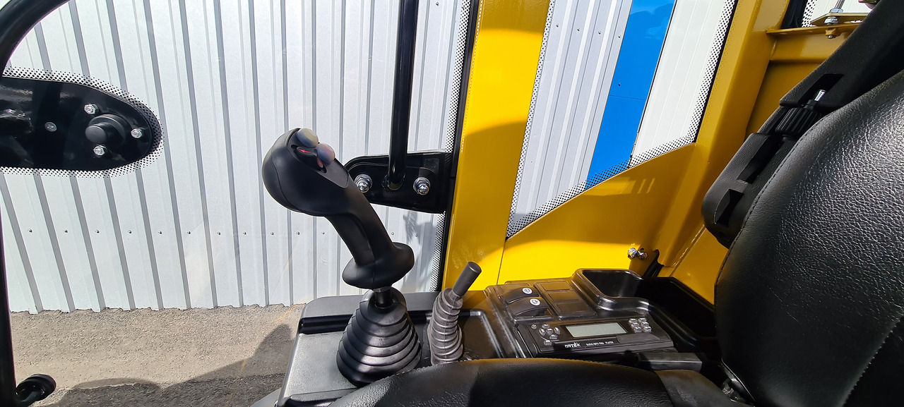 Eurotrac W12 Radlader Hoflader - Compact loader: picture 5 Eurotrac W12 Radlader Hoflader - Compact loader: picture 5